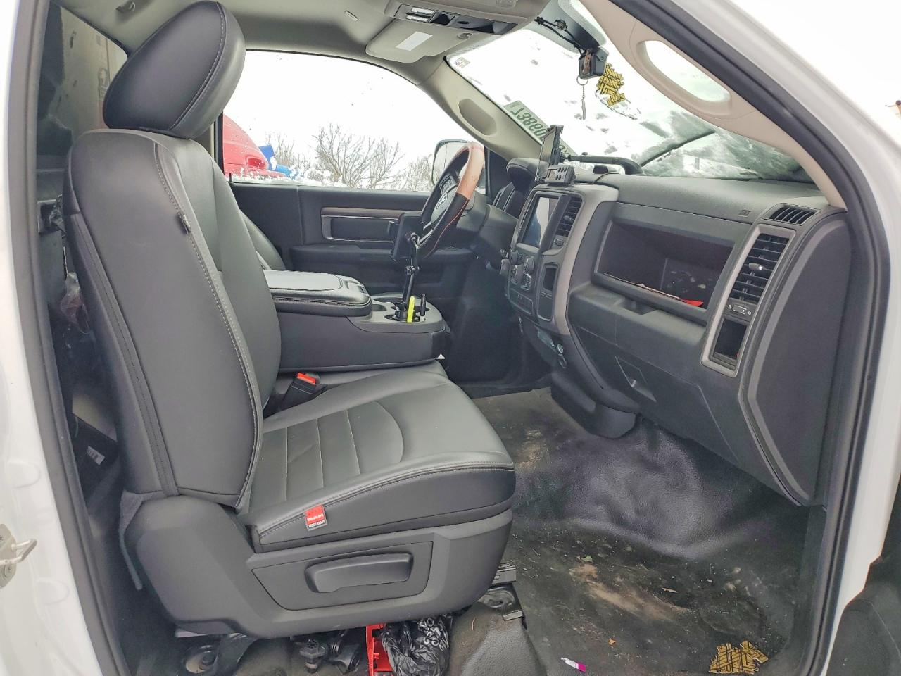 2023 RAM 1500 REFRIGERATED BOX TRUCK photo 13