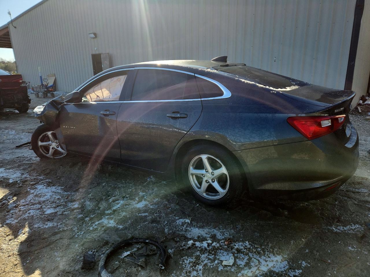 2017 CHEVROLET MALIBU LS photo 3