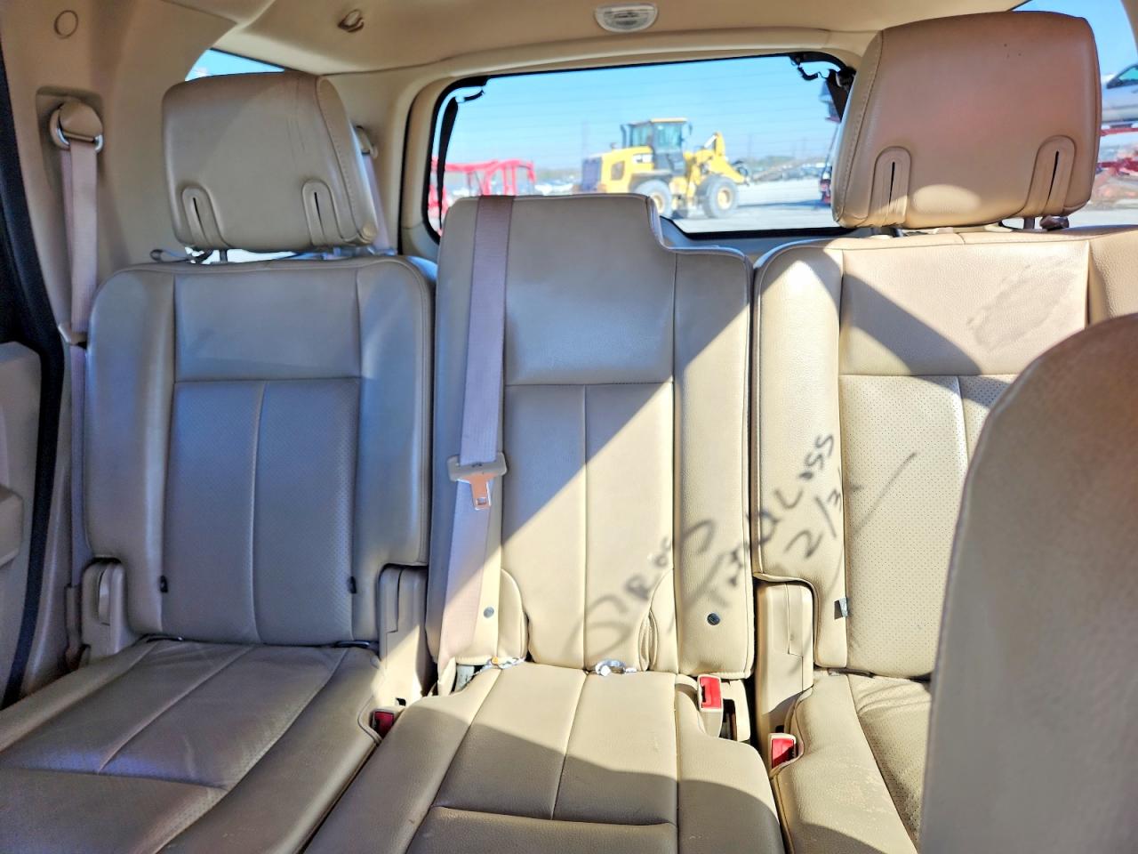 2011 FORD EXPEDITION XLT photo 10