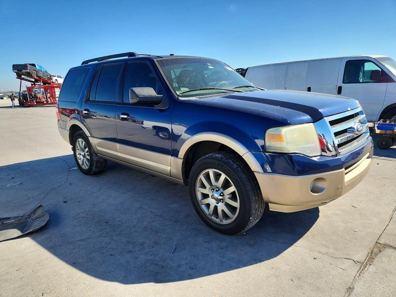 2011 FORD EXPEDITION XLT photo 4