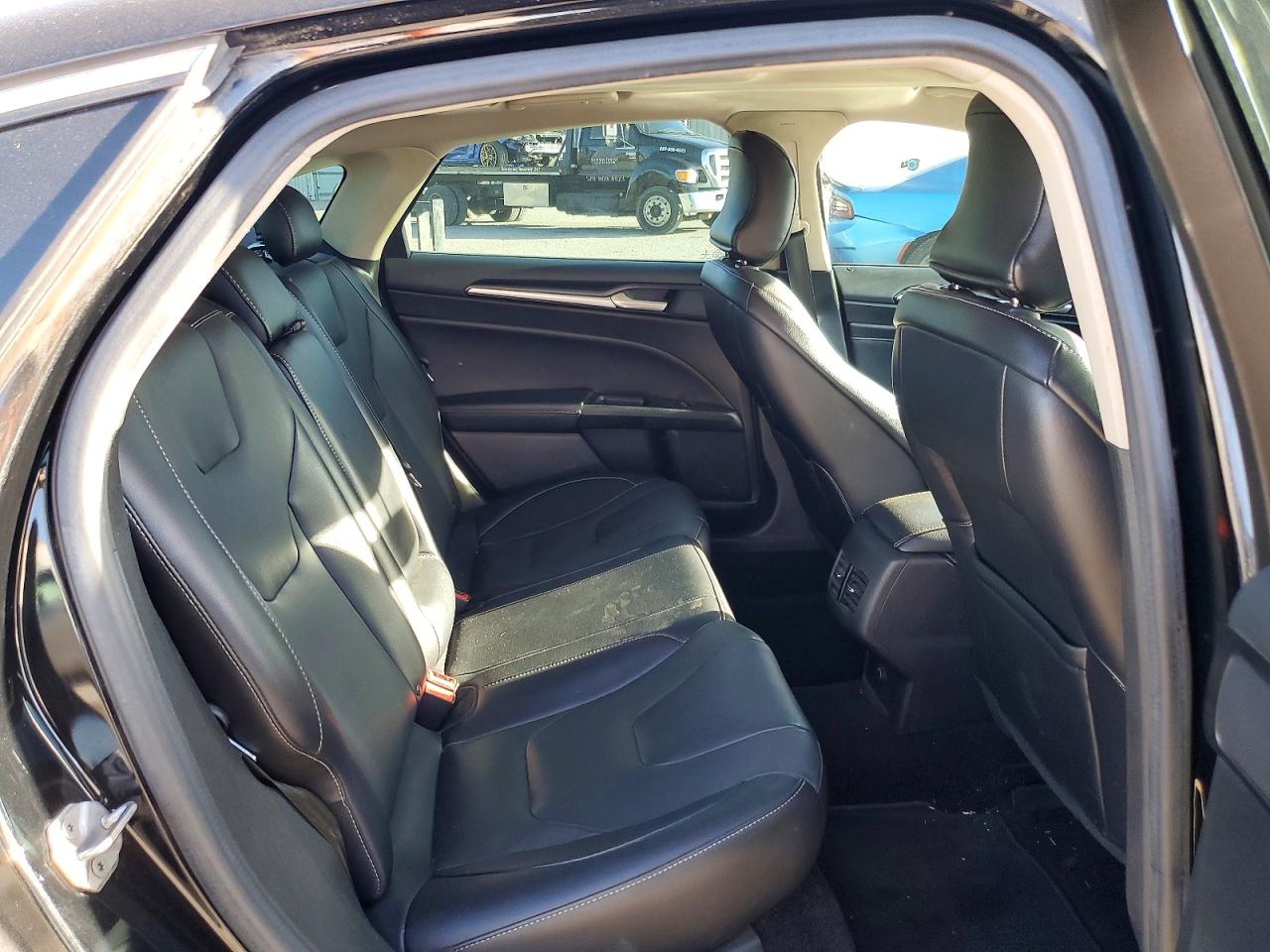 2017 FORD FUSION TITANIUM photo 10