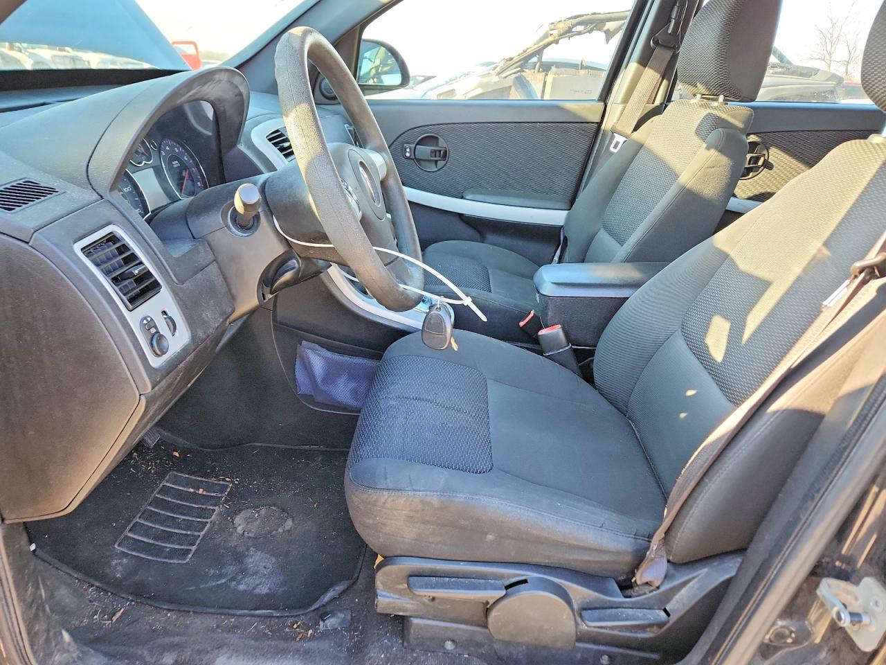 2009 PONTIAC TORRENT photo 7