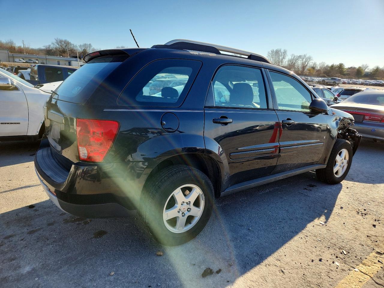2009 PONTIAC TORRENT photo 3