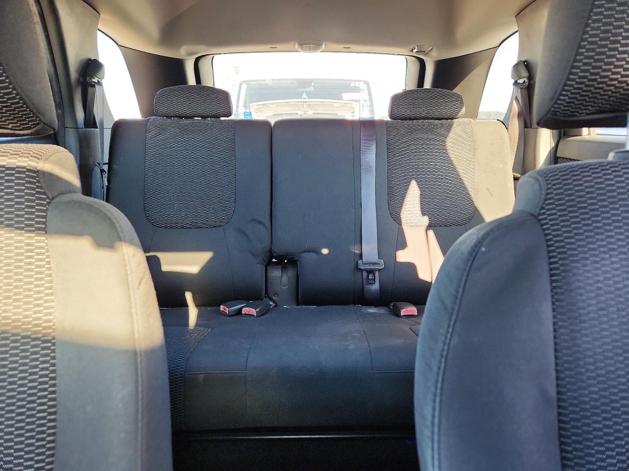 2009 PONTIAC TORRENT photo 10
