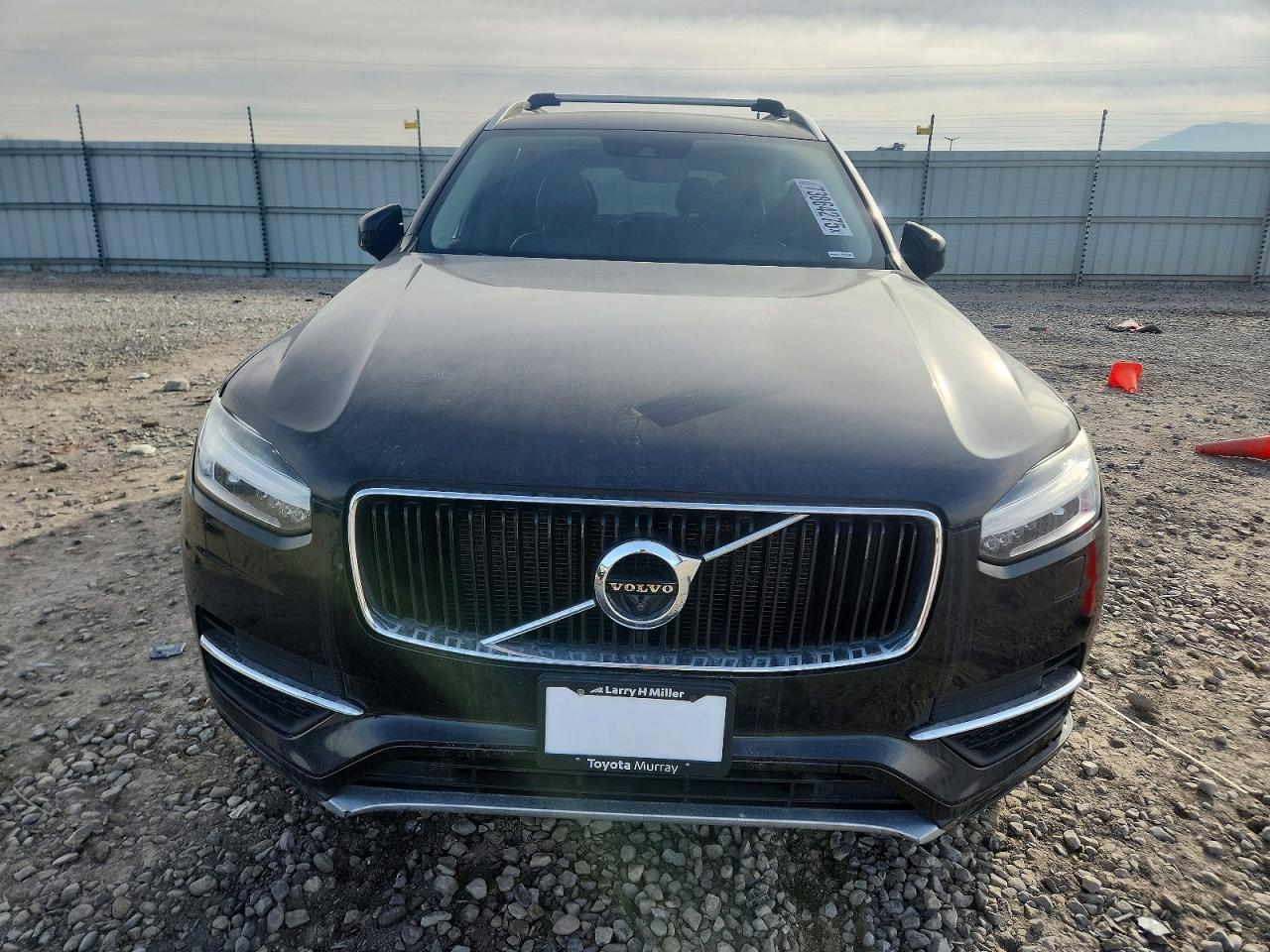 2016 VOLVO XC90 T6 photo 13