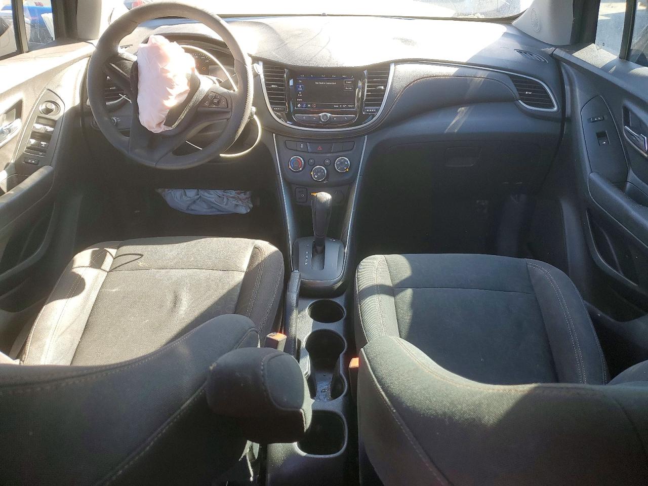 2018 CHEVROLET TRAX LS photo 15