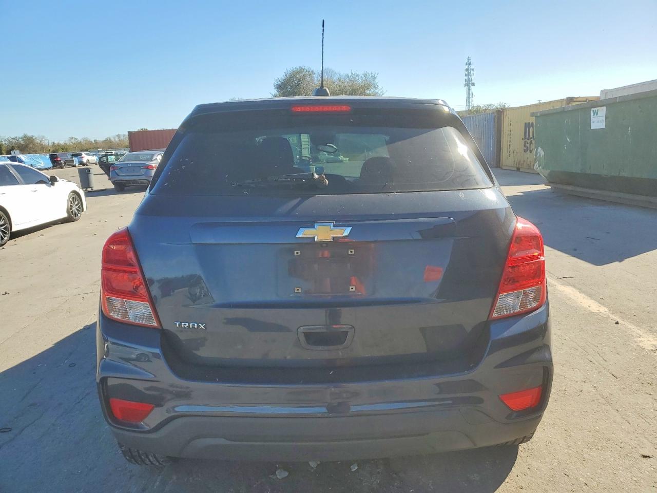 2018 CHEVROLET TRAX LS photo 11