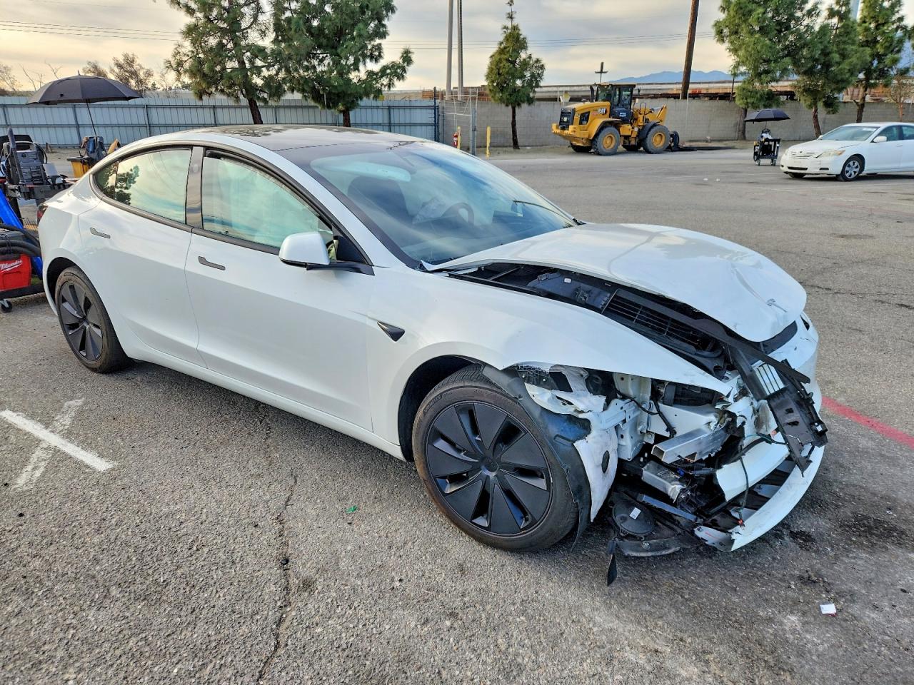 2024 TESLA MODEL 3 photo 4