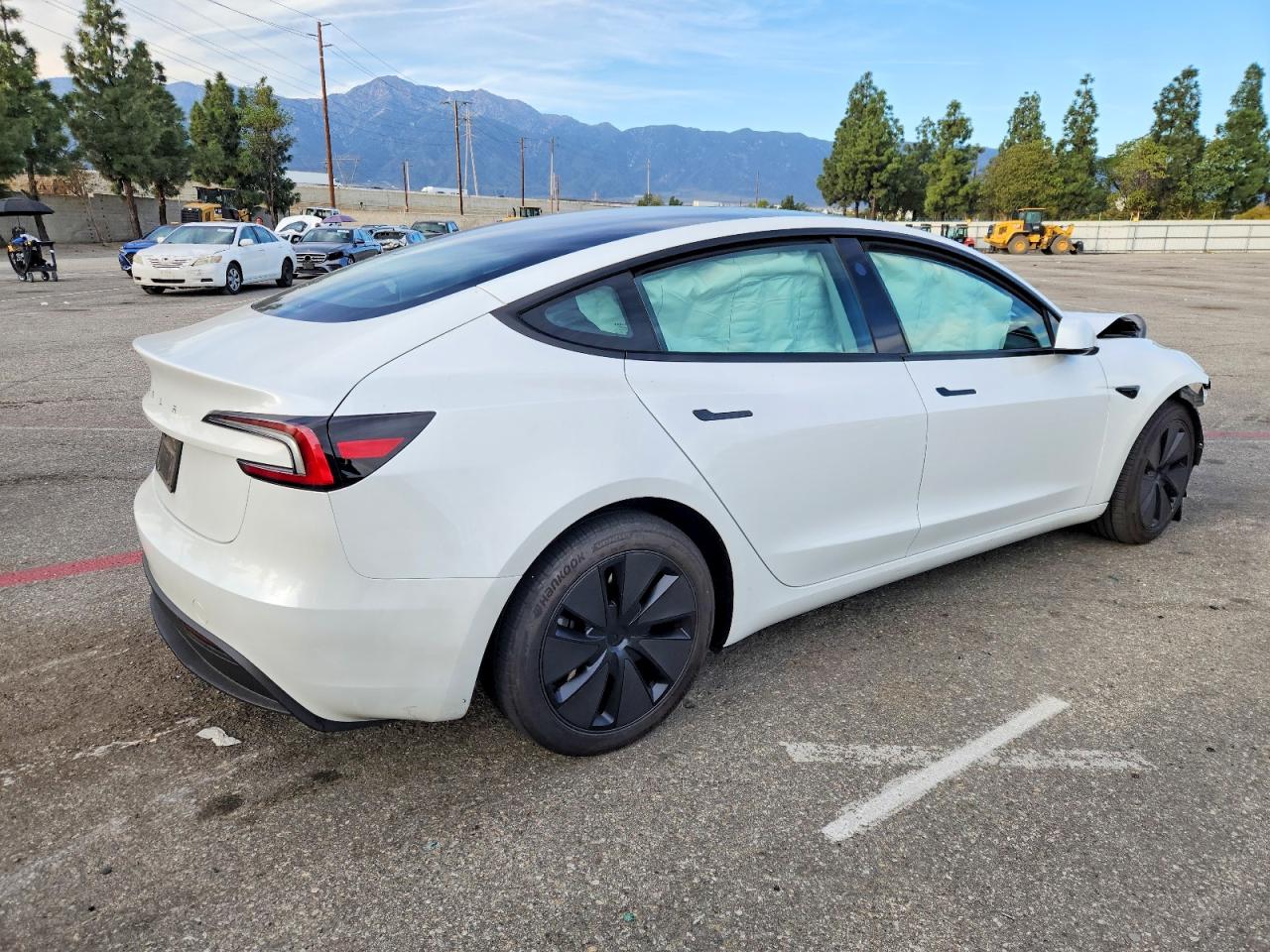 2024 TESLA MODEL 3 photo 3
