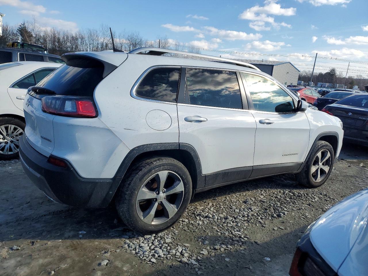 2019 JEEP CHEROKEE LIMITED photo 3