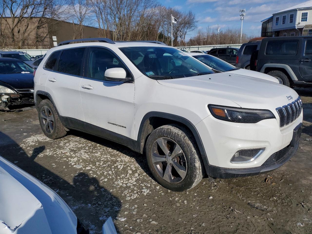 2019 JEEP CHEROKEE LIMITED photo 4