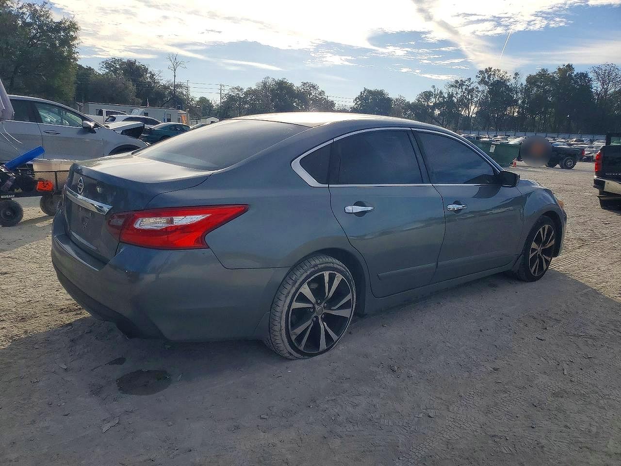 2018 NISSAN ALTIMA photo 3