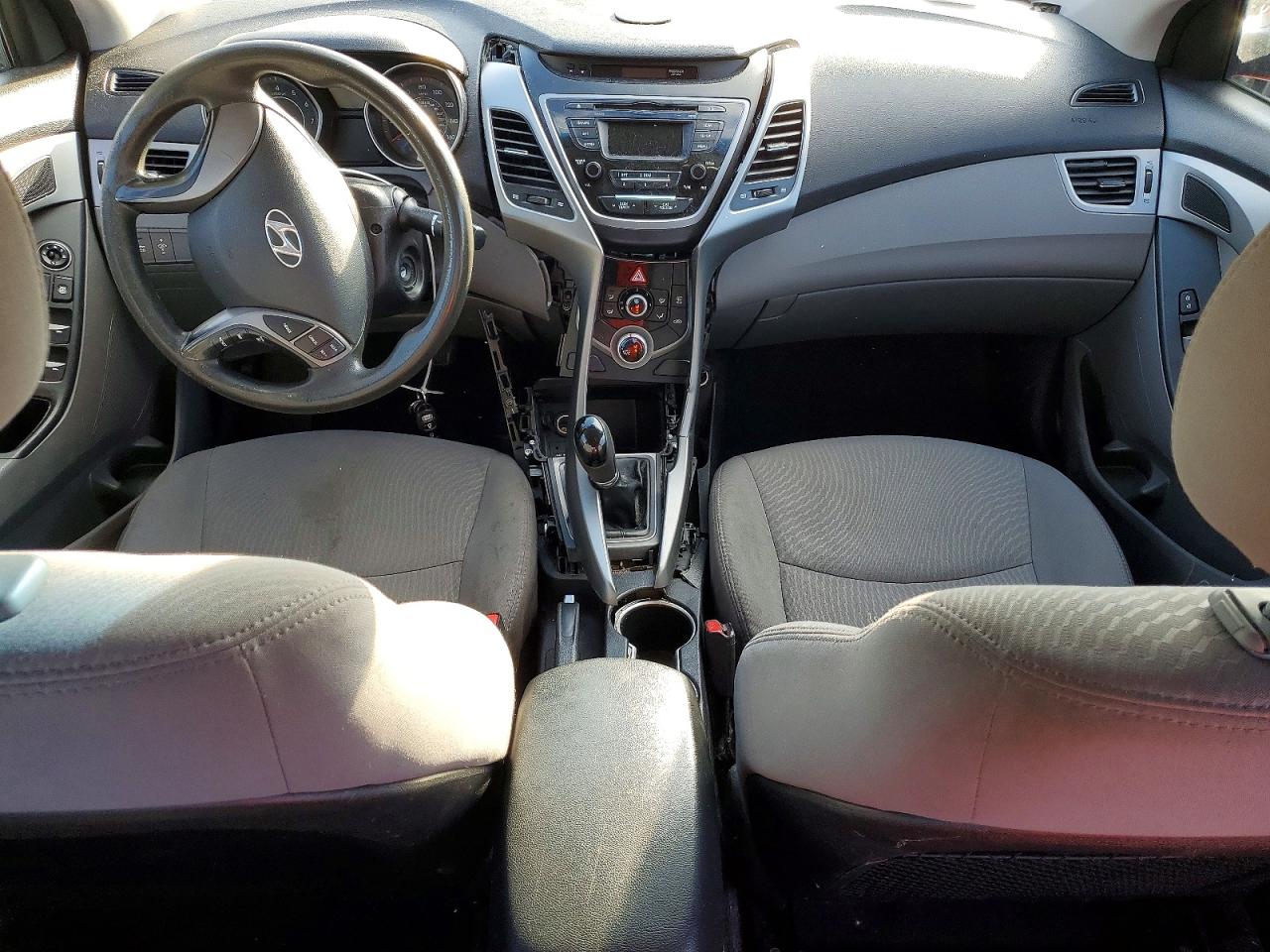 2015 HYUNDAI ELANTRA SE photo 15