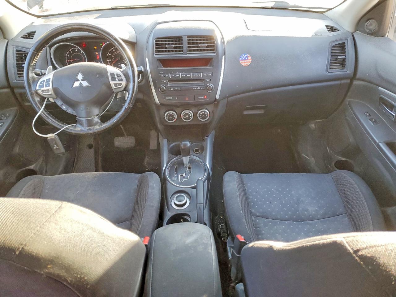 2011 MITSUBISHI OUTLANDER SPORT SE photo 8