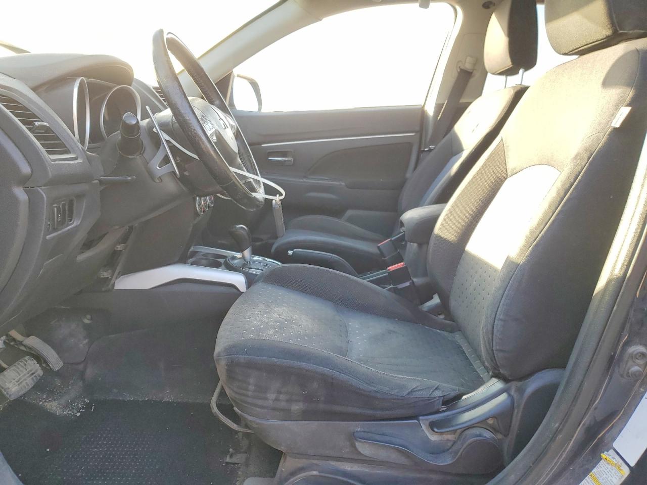 2011 MITSUBISHI OUTLANDER SPORT SE photo 7