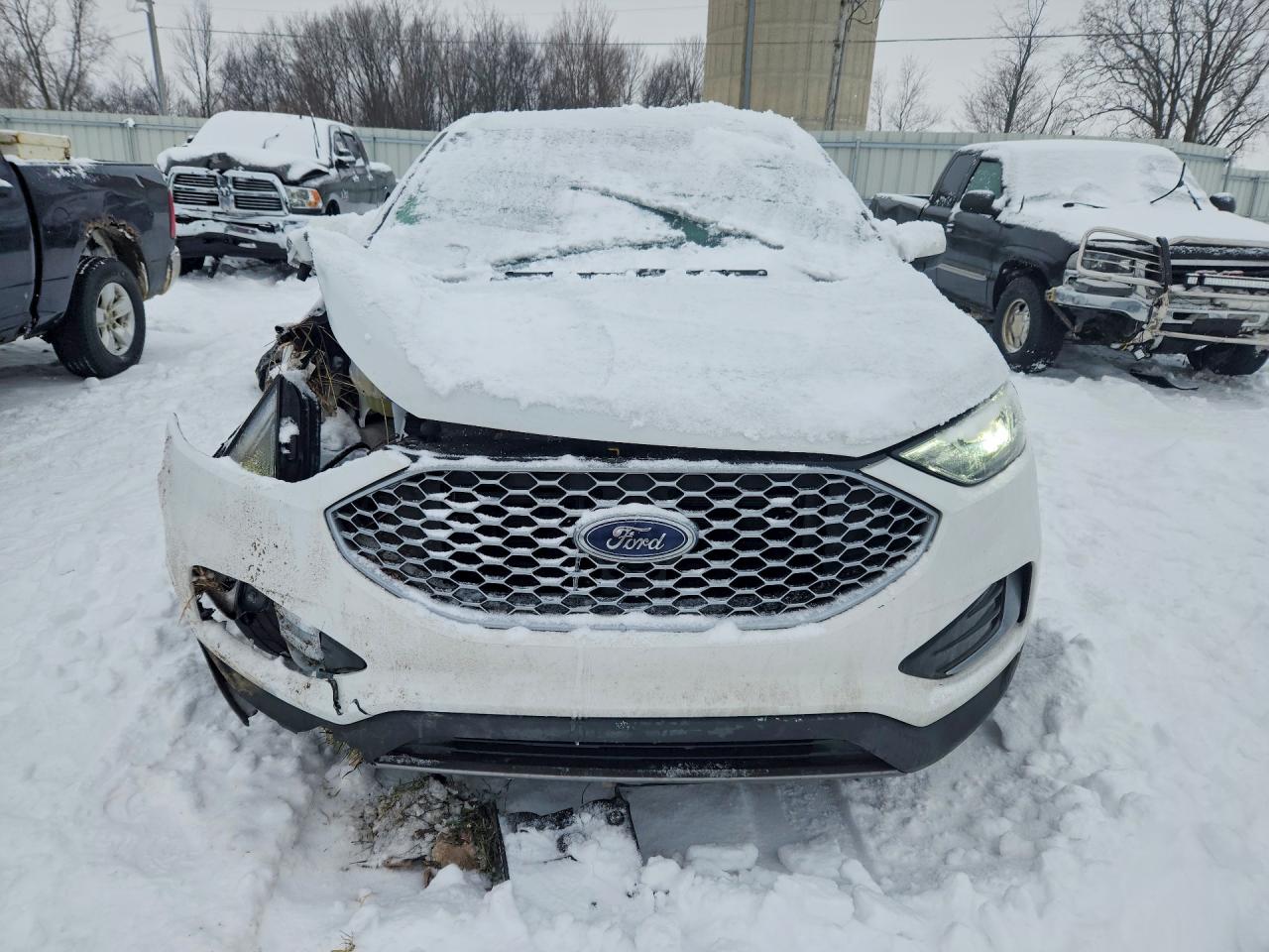 2024 FORD EDGE SEL photo 13