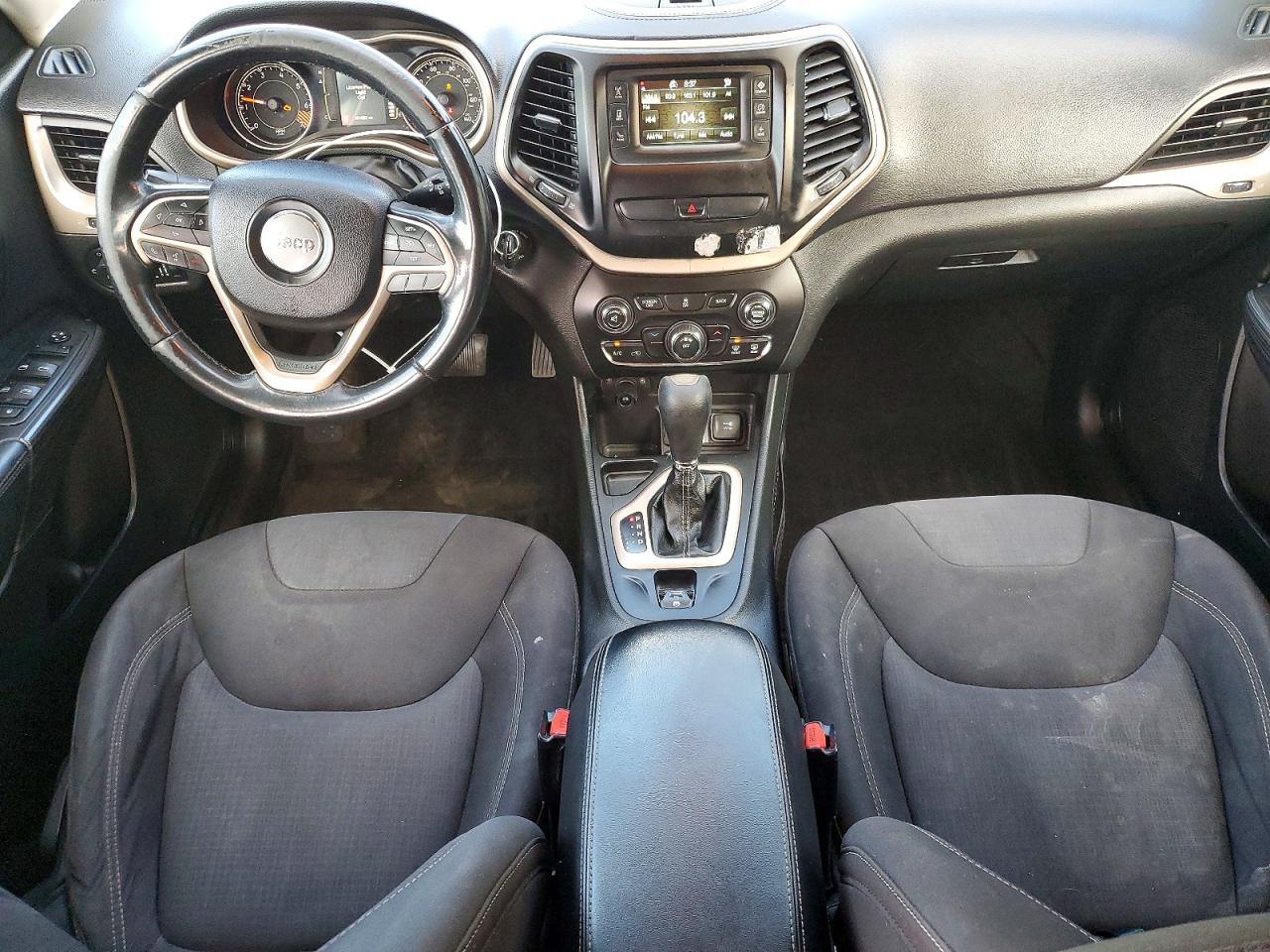 2015 JEEP CHEROKEE LATITUDE photo 8