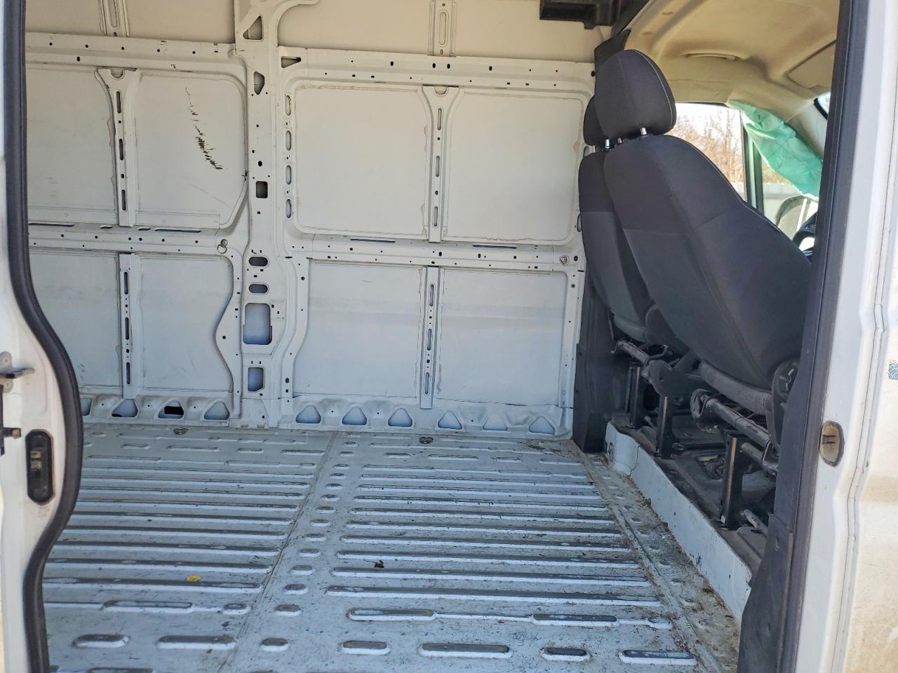 2023 RAM PROMASTER 2500 DELIVERY VAN photo 21