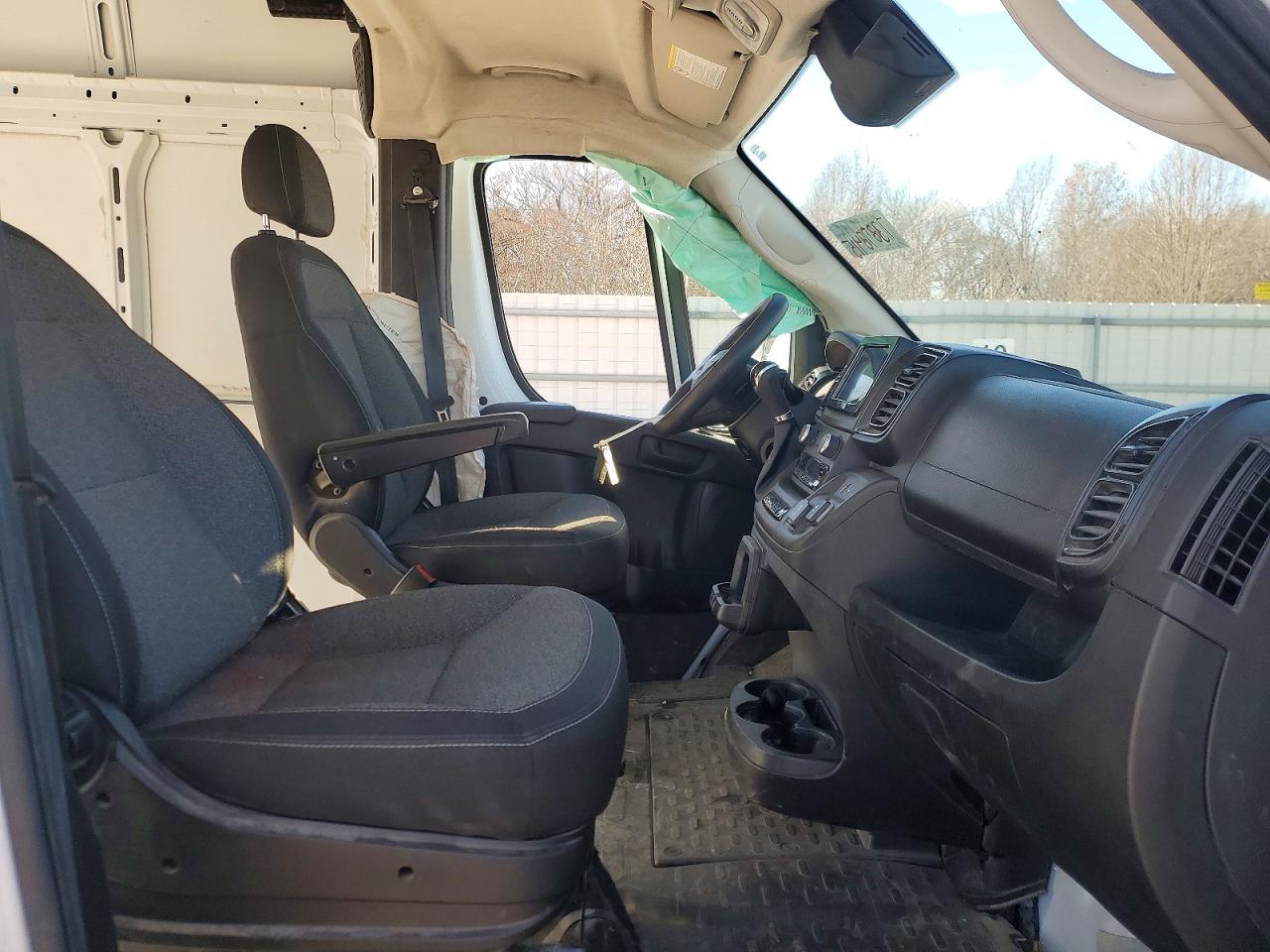 2023 RAM PROMASTER 2500 DELIVERY VAN photo 13