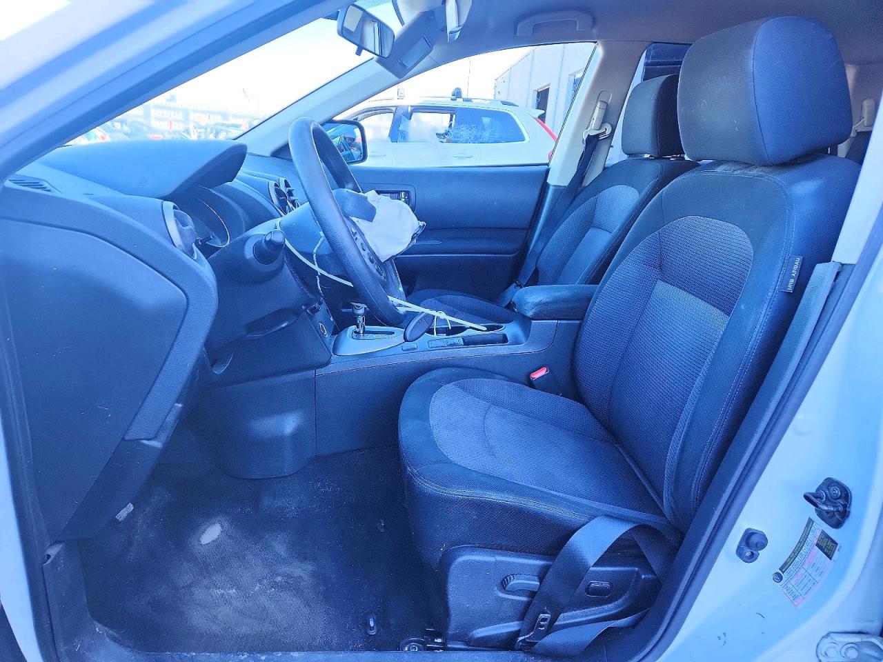 2013 NISSAN ROGUE S photo 13