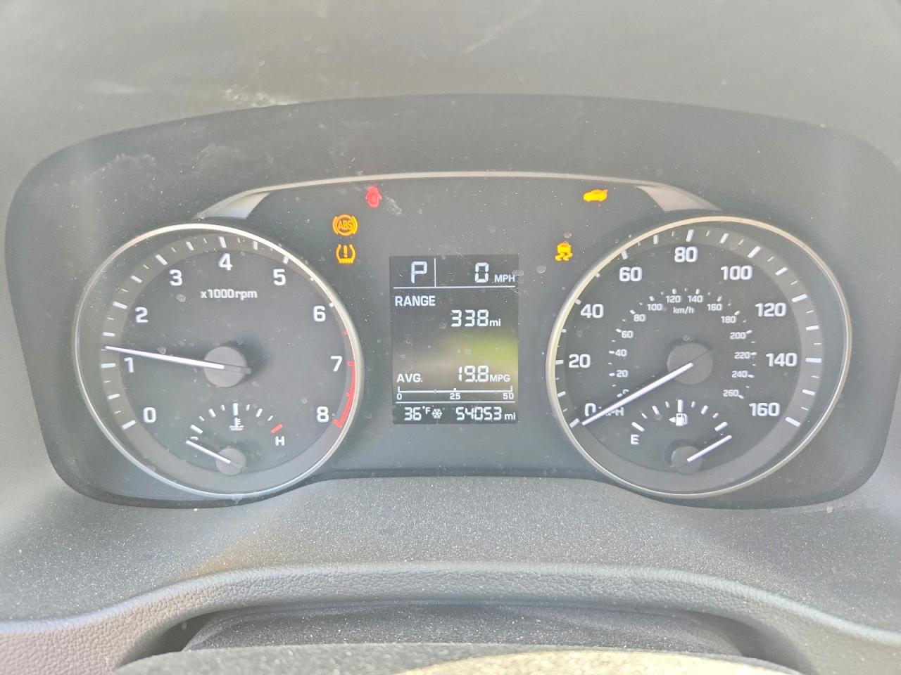 2017 HYUNDAI ELANTRA SE photo 9