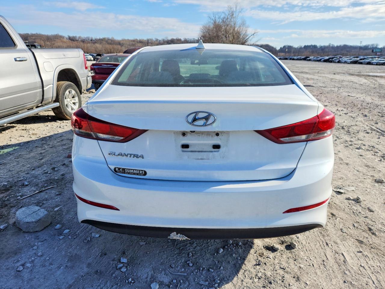 2017 HYUNDAI ELANTRA SE photo 6