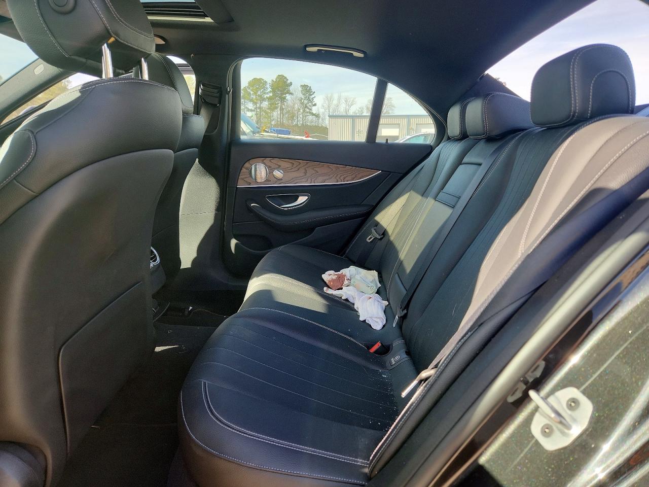 2022 MERCEDES-BENZ E 350 photo 19