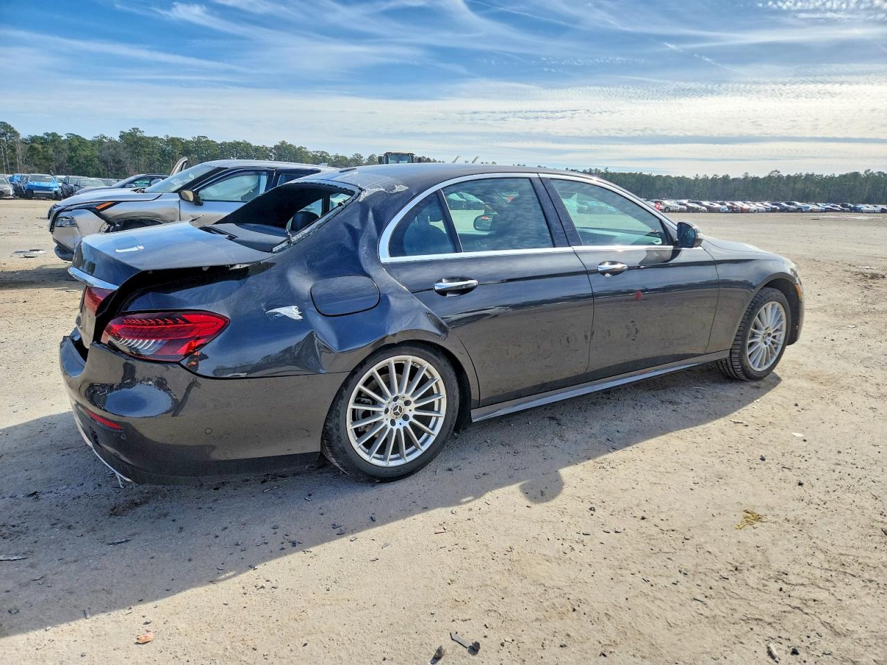 2022 MERCEDES-BENZ E 350 photo 5
