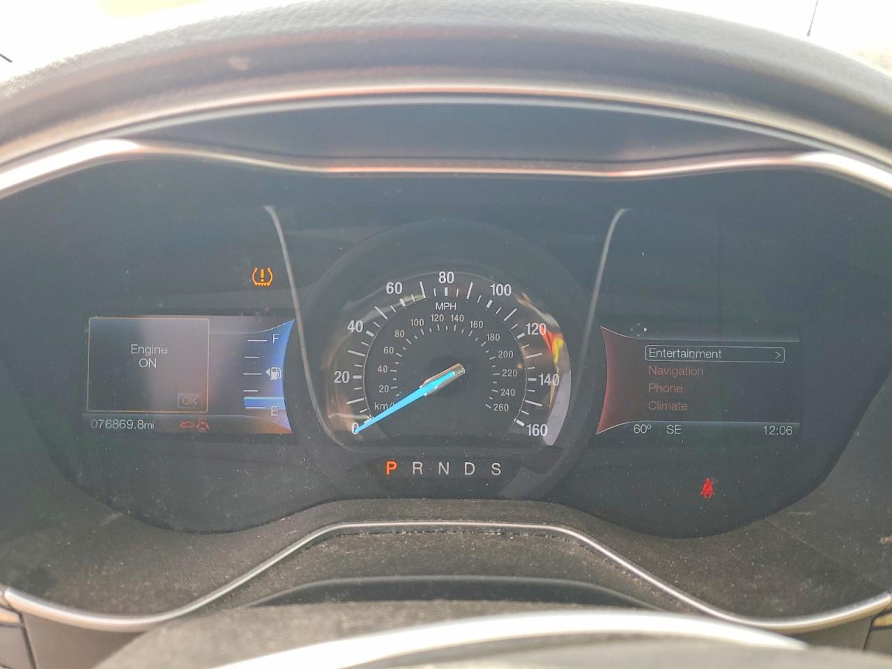 2016 FORD FUSION SE photo 9