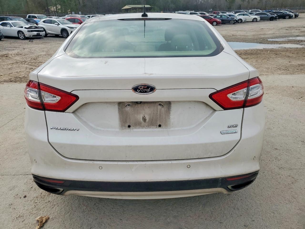 2016 FORD FUSION SE photo 6