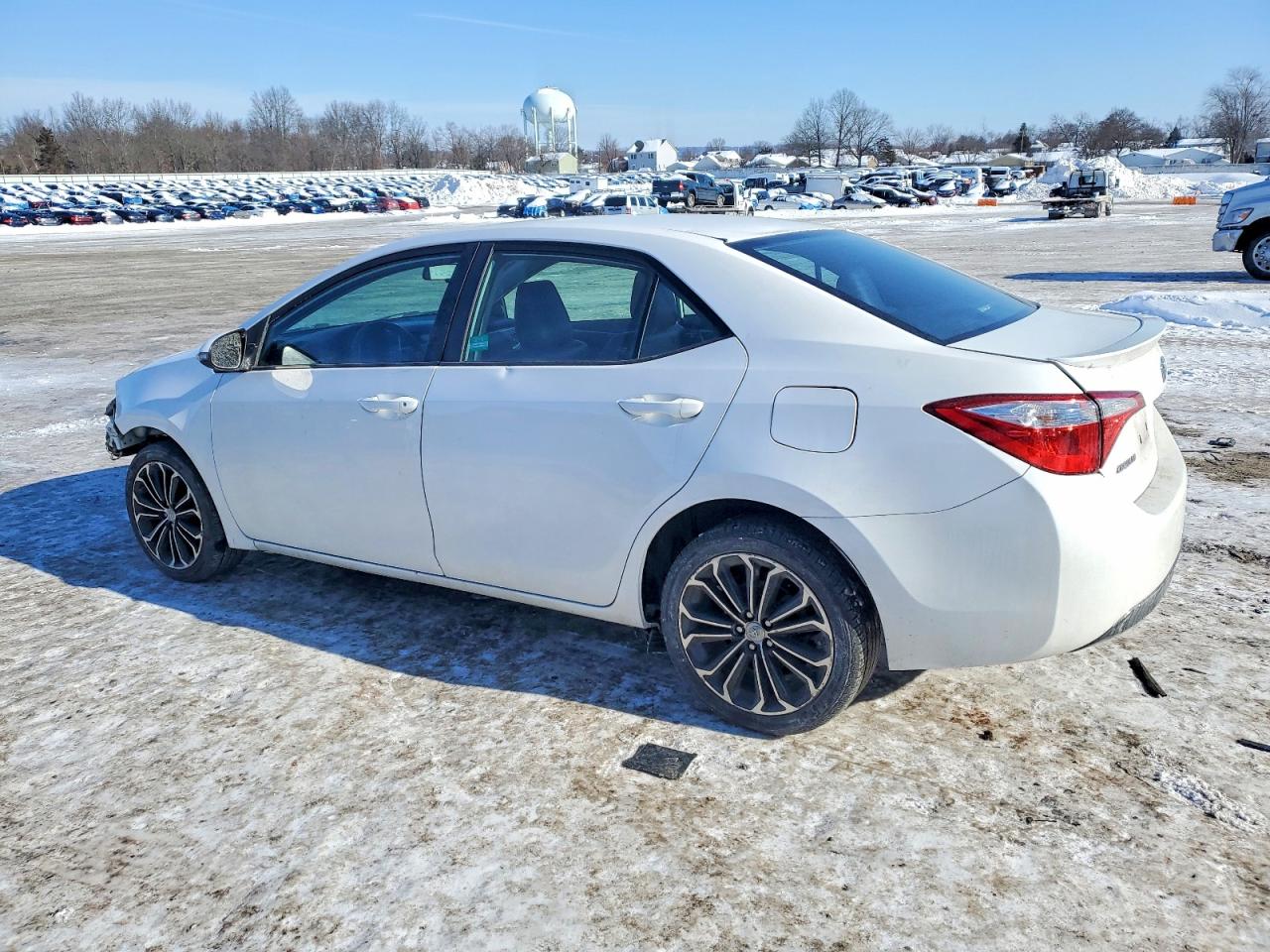 2015 TOYOTA COROLLA L photo 3