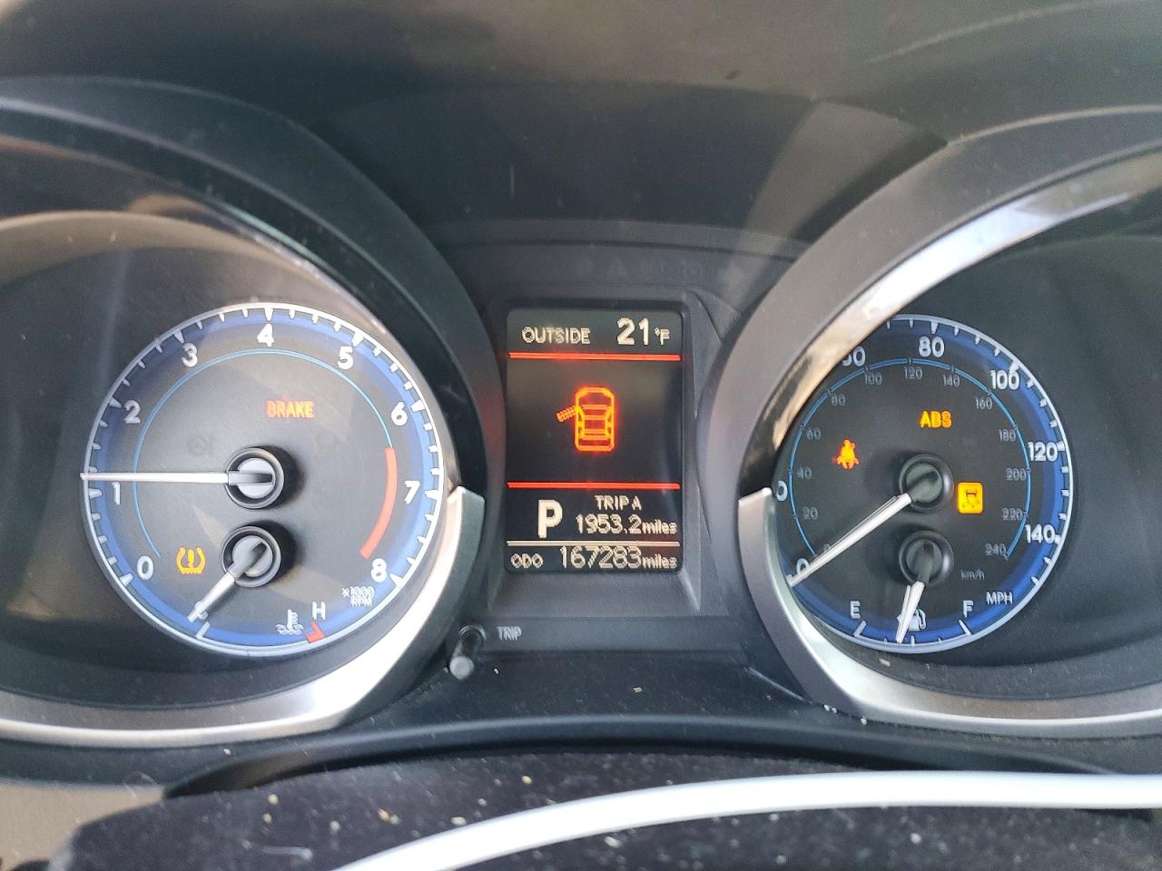 2015 TOYOTA COROLLA L photo 17