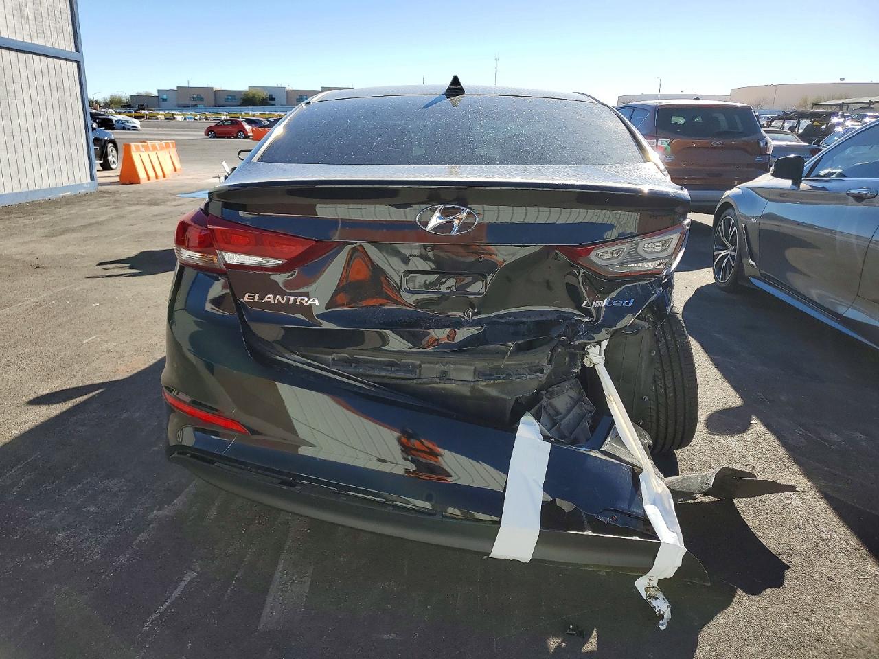 2018 HYUNDAI ELANTRA LIMITED photo 6