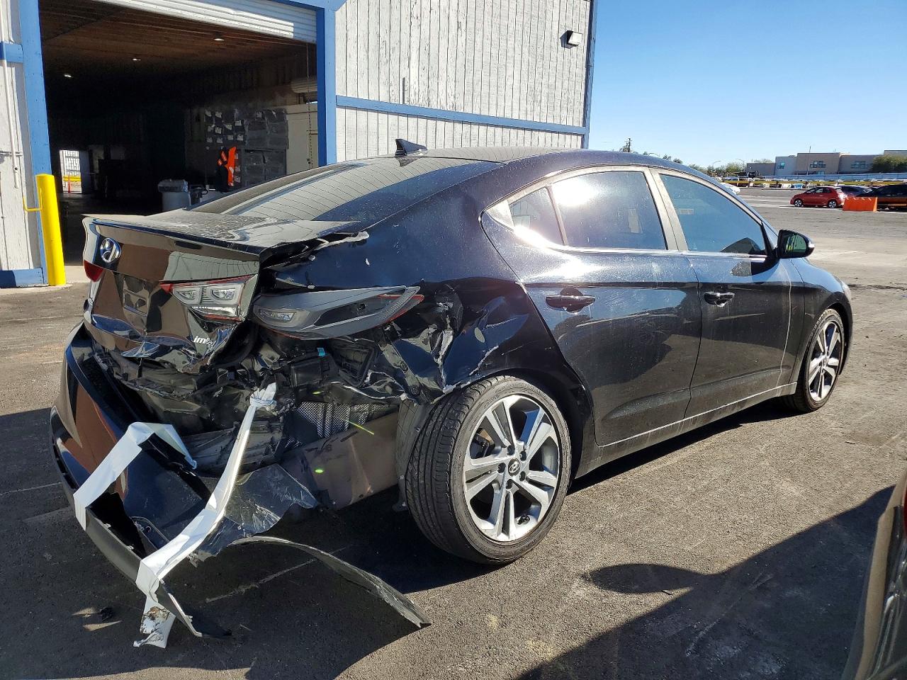 2018 HYUNDAI ELANTRA LIMITED photo 3