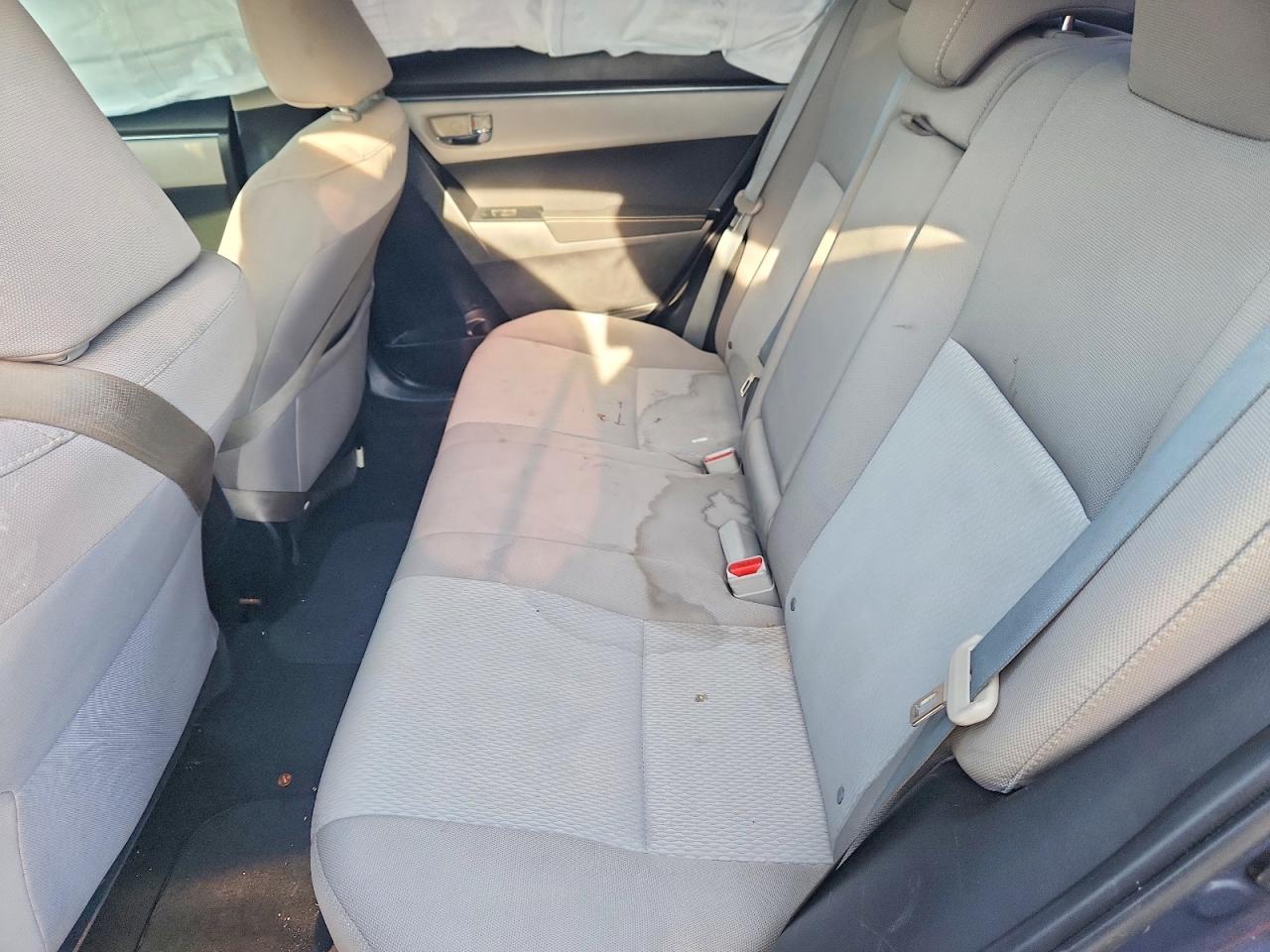2016 TOYOTA COROLLA LE photo 28