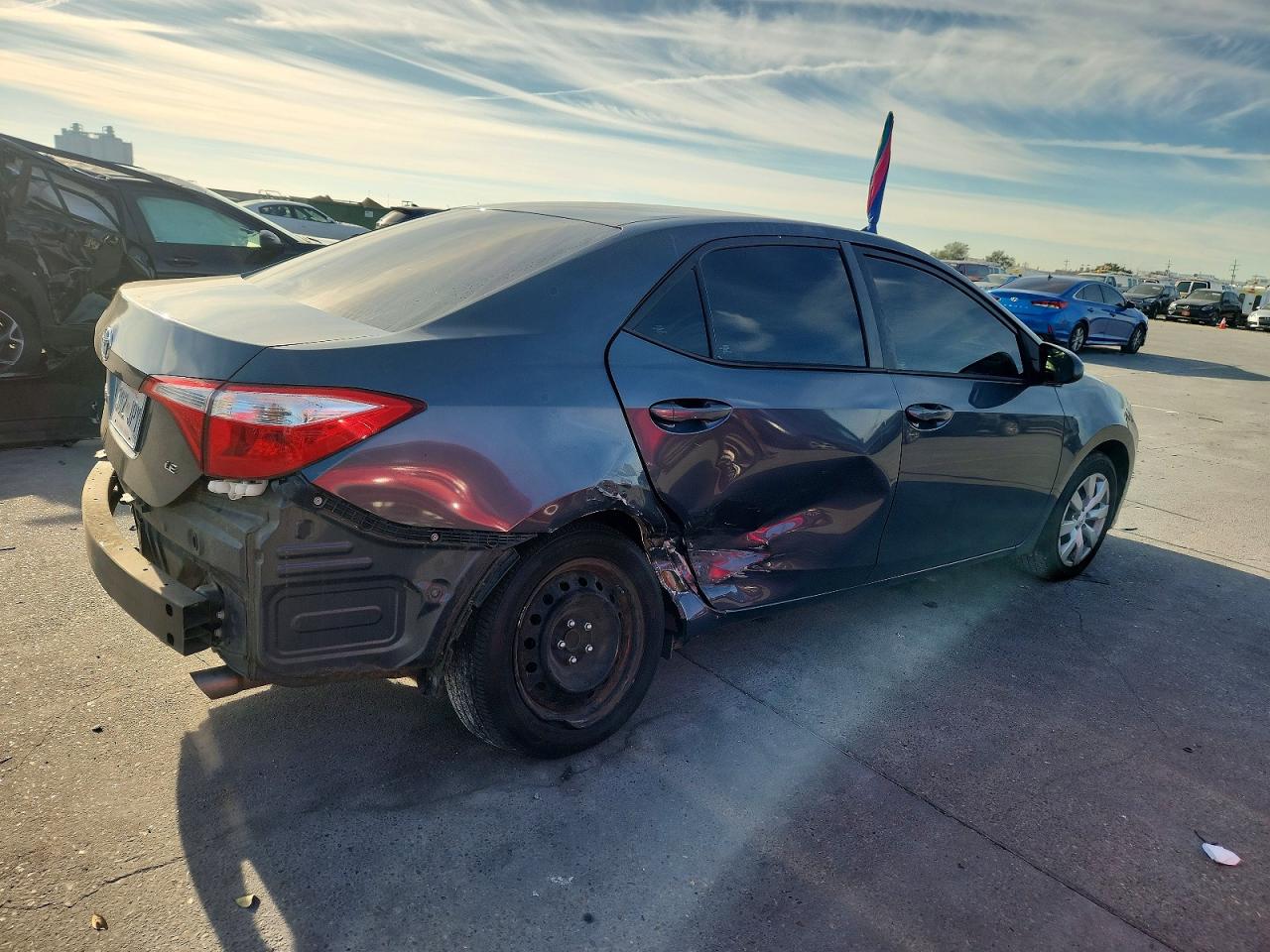2016 TOYOTA COROLLA LE photo 7