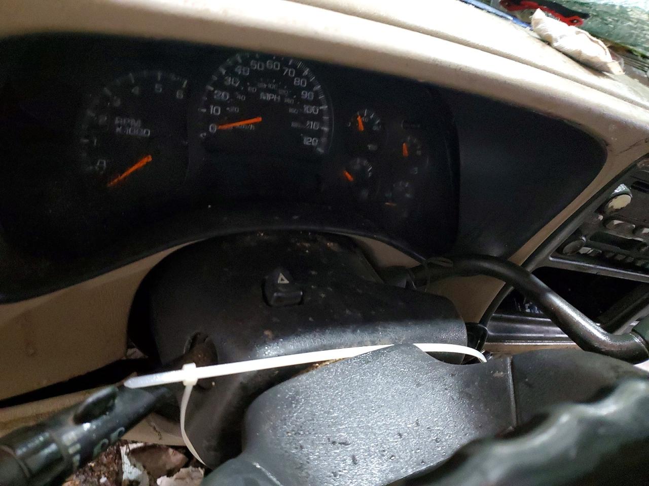 2005 CHEVROLET SUBURBAN K1500 photo 17
