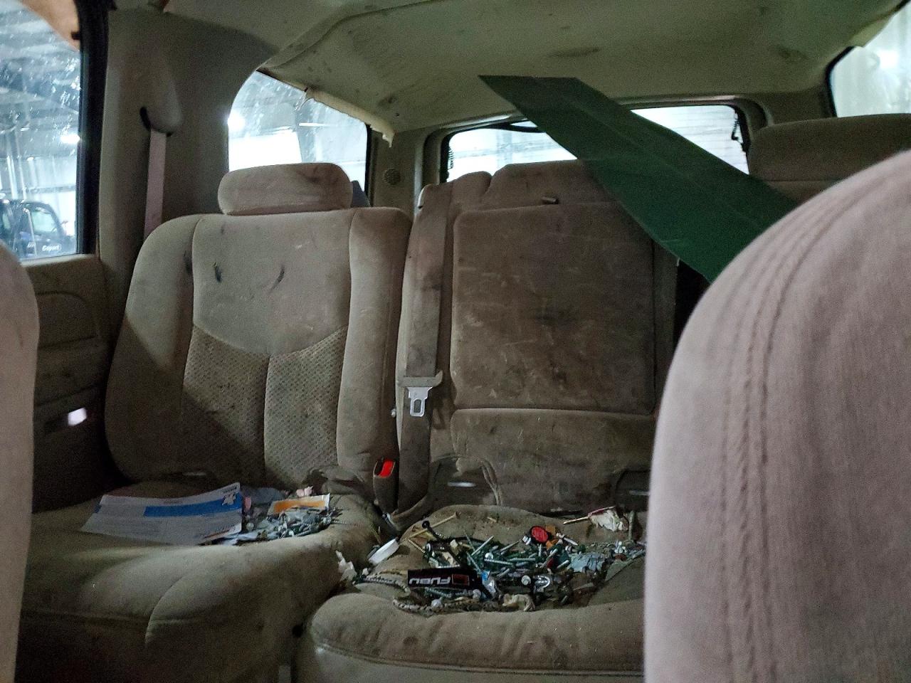 2005 CHEVROLET SUBURBAN K1500 photo 19