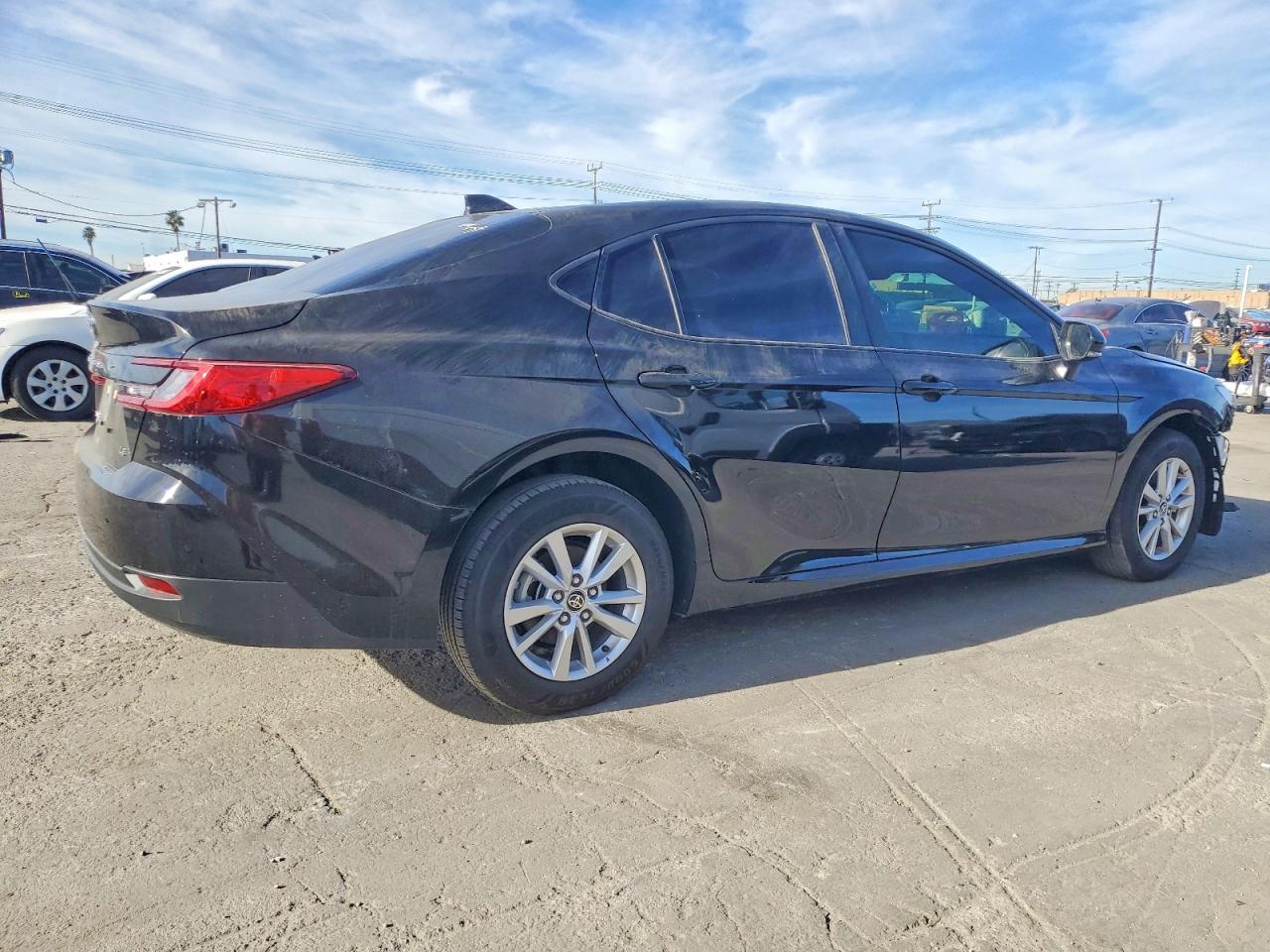 2025 TOYOTA CAMRY XSE photo 5