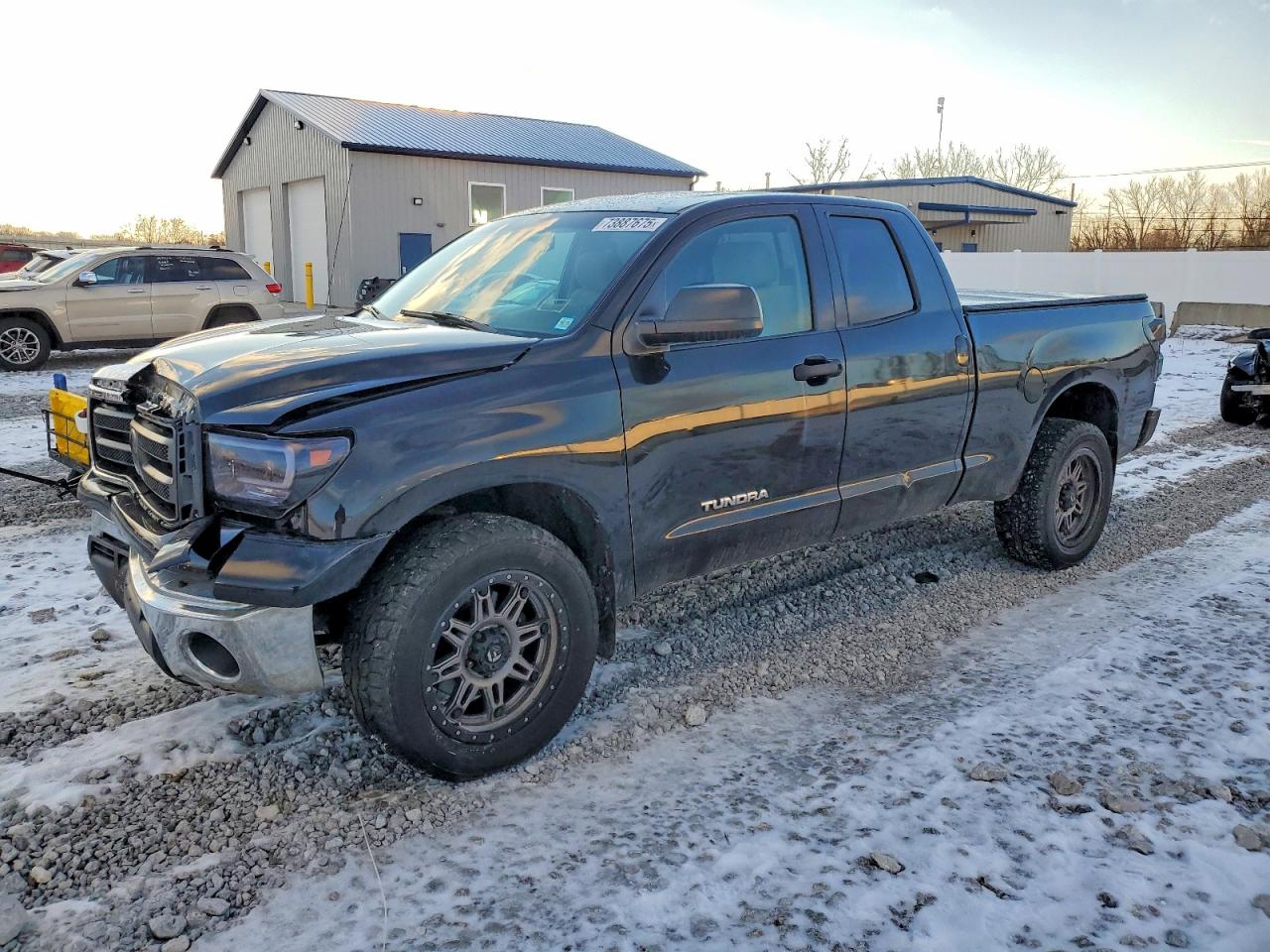 2011 TOYOTA TUNDRA