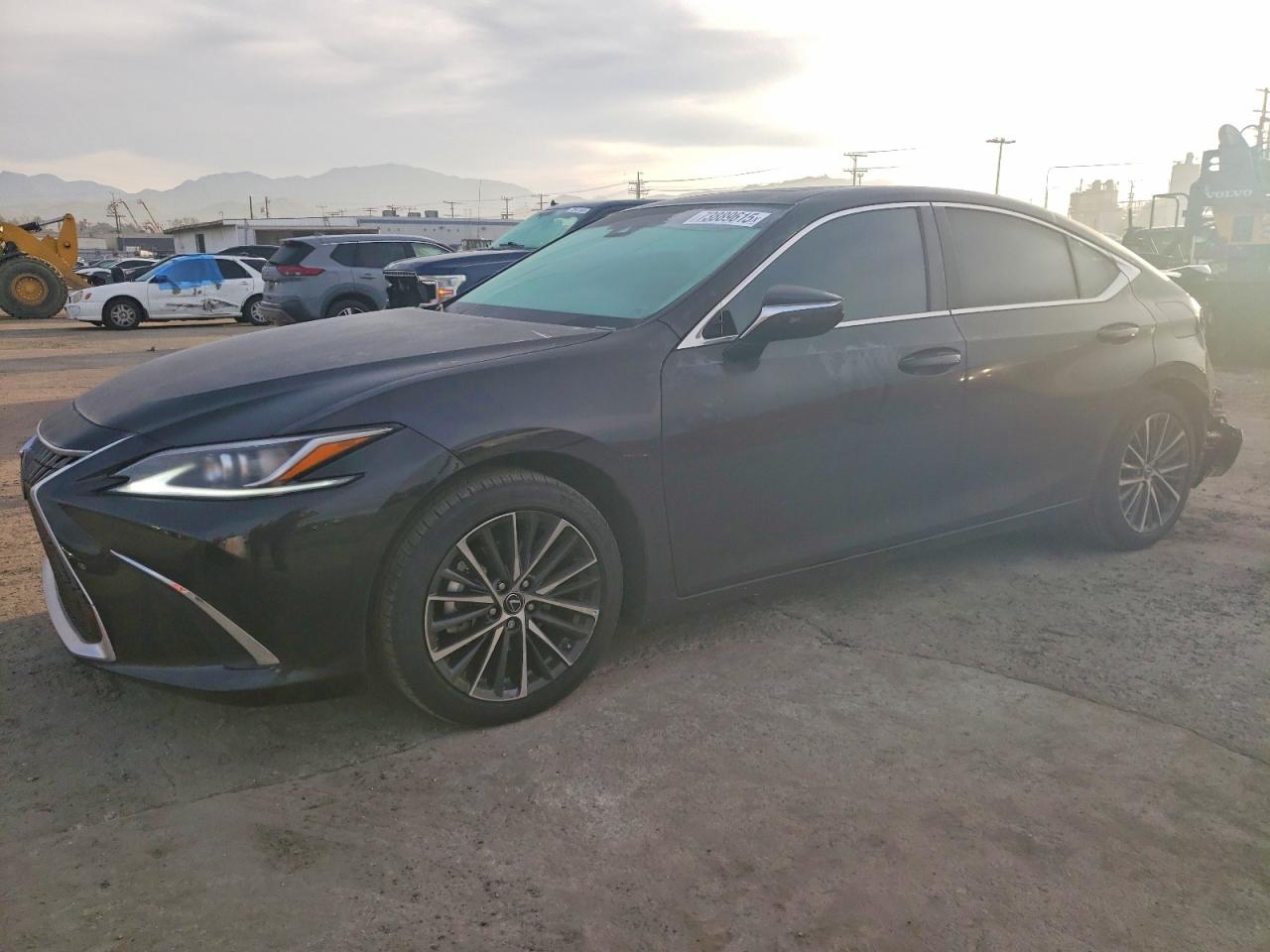 2024 LEXUS ES