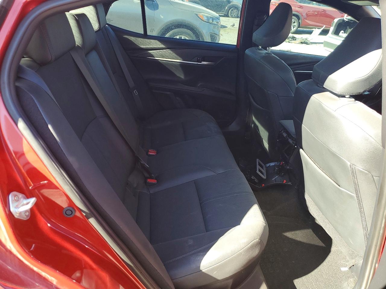2025 TOYOTA CAMRY XSE photo 19