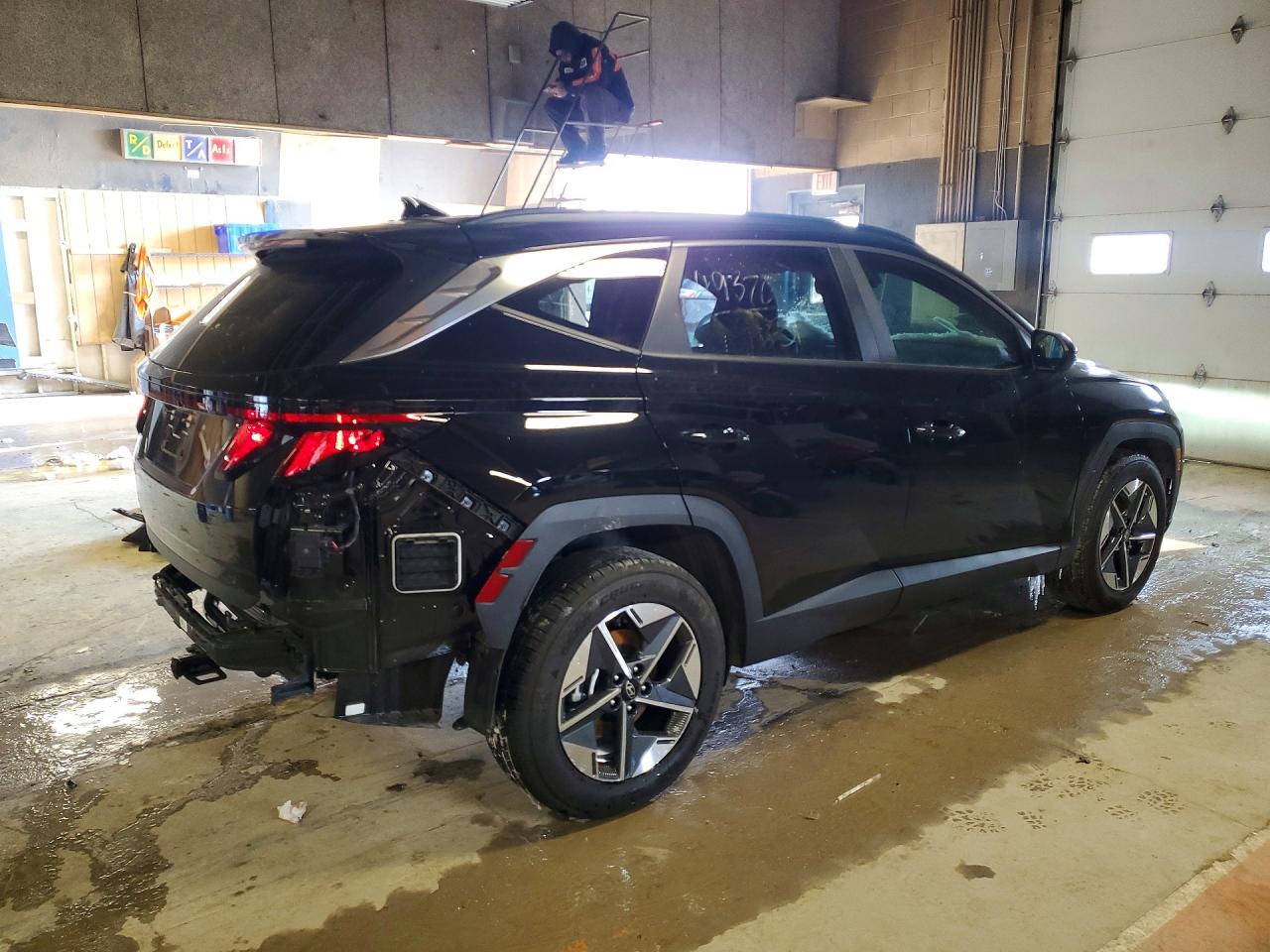 2025 HYUNDAI TUCSON SEL photo 5