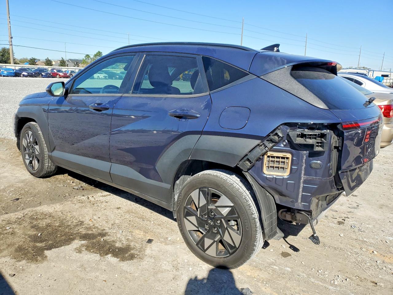 2024 HYUNDAI KONA SEL photo 3