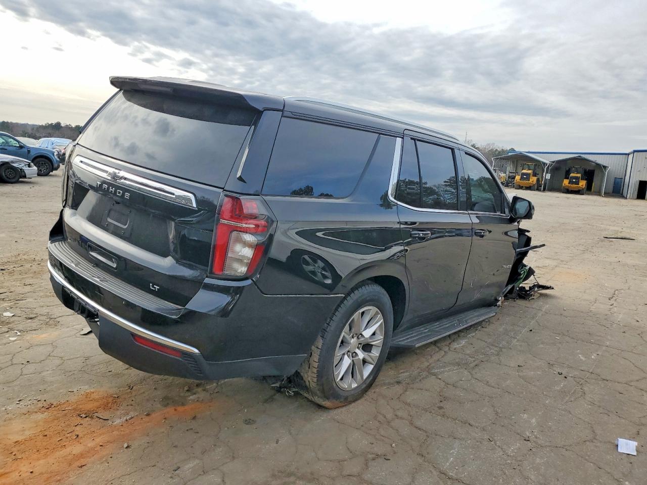2022 CHEVROLET TAHOE C1500 LT photo 3