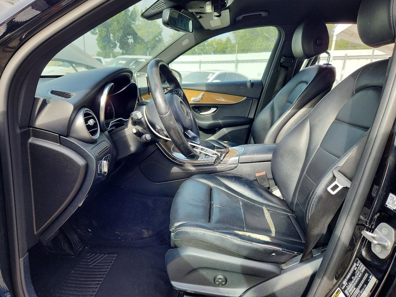 2018 MERCEDES-BENZ GLC 300 photo 13