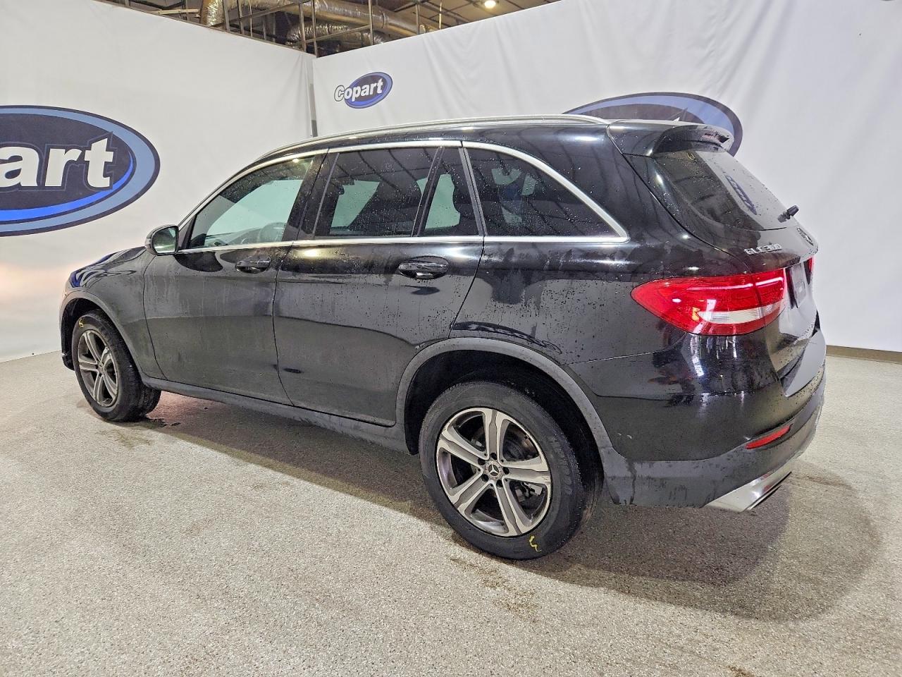 2018 MERCEDES-BENZ GLC 300 photo 3