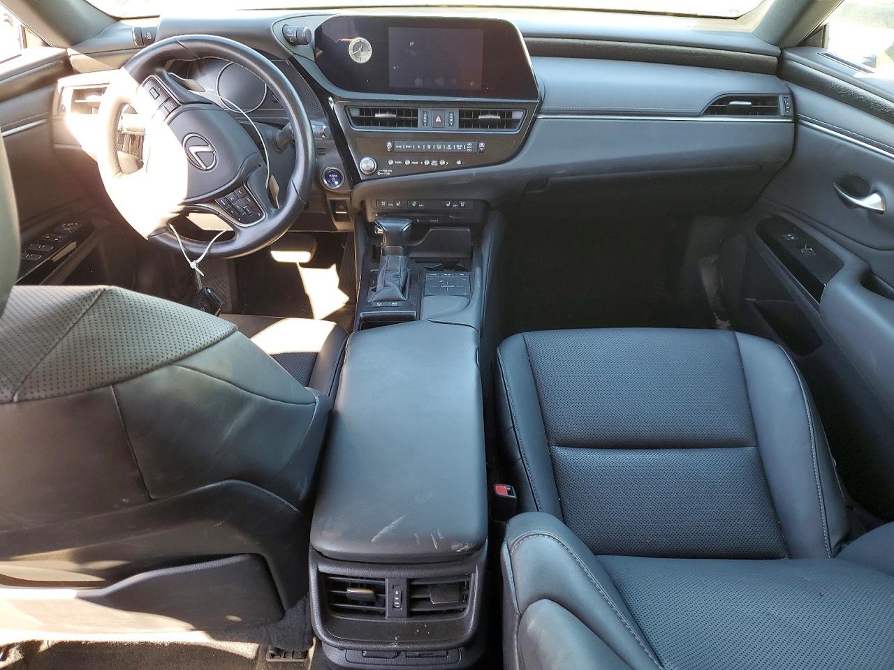 2022 LEXUS ES photo 15