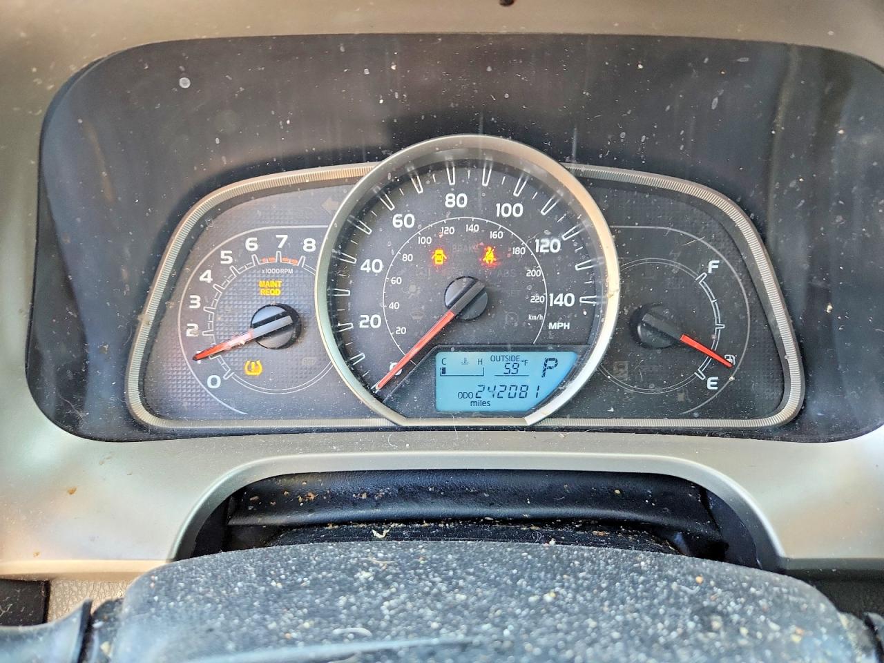 2014 TOYOTA RAV4 LE photo 25