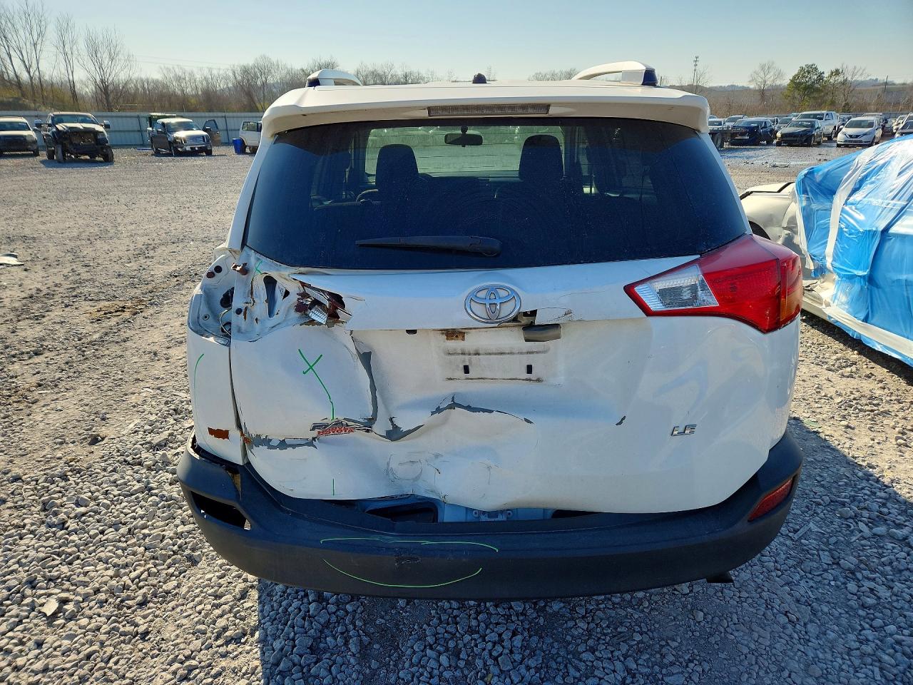 2014 TOYOTA RAV4 LE photo 16